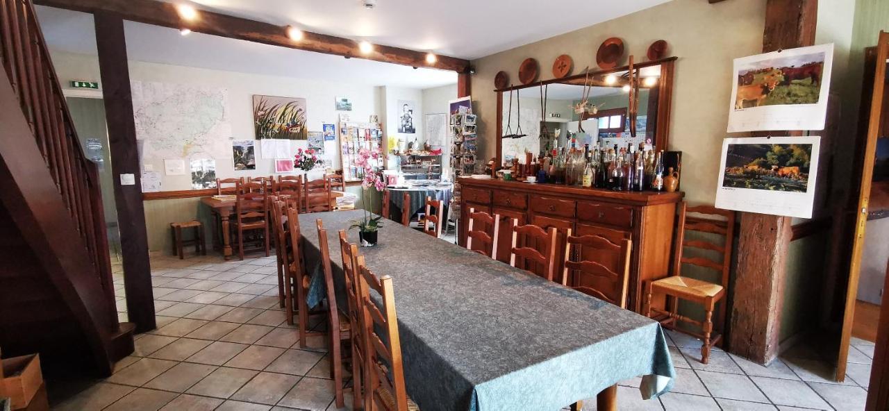 Le Fidele Bed & Breakfast Saint-Chamant Exterior photo